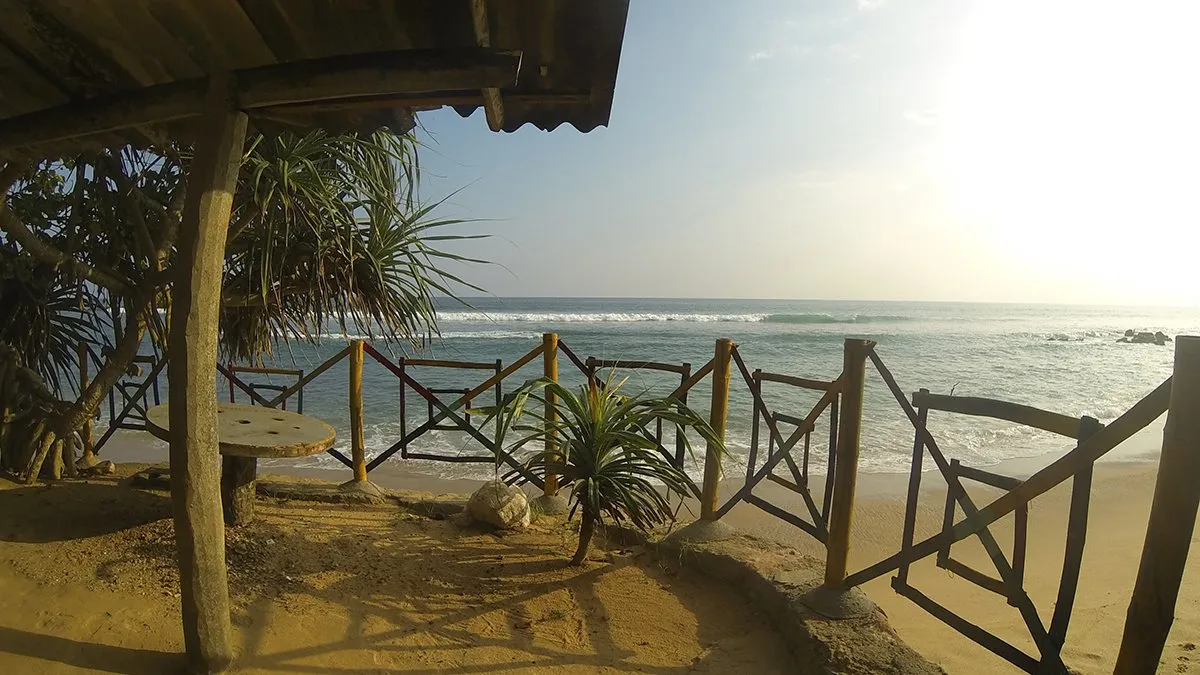 Luxury private beach honeymoon villa in Sri Lanka